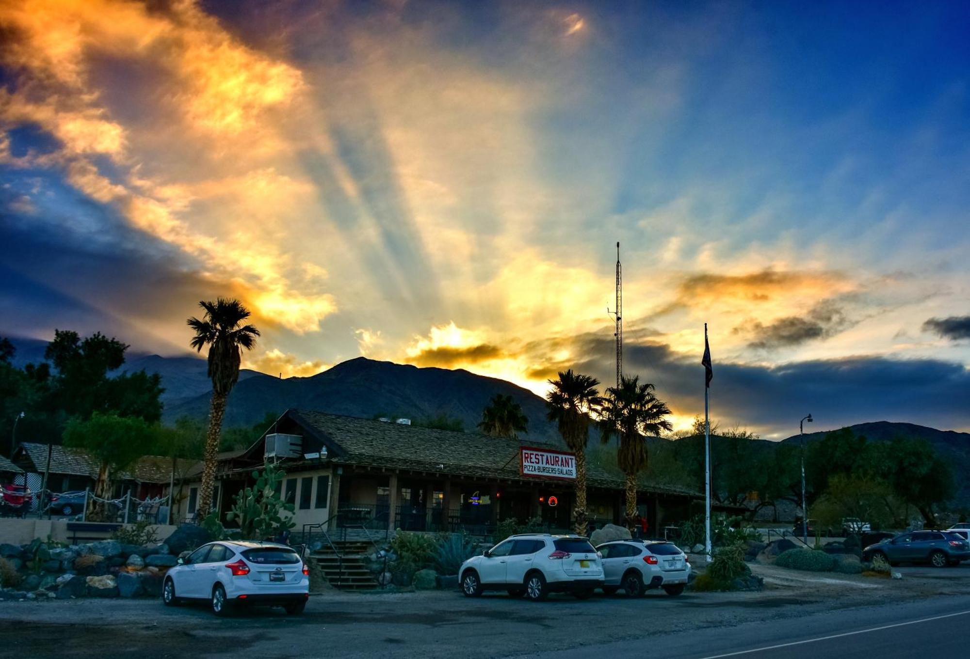 Panamint Springs Motel & Tents מראה חיצוני תמונה