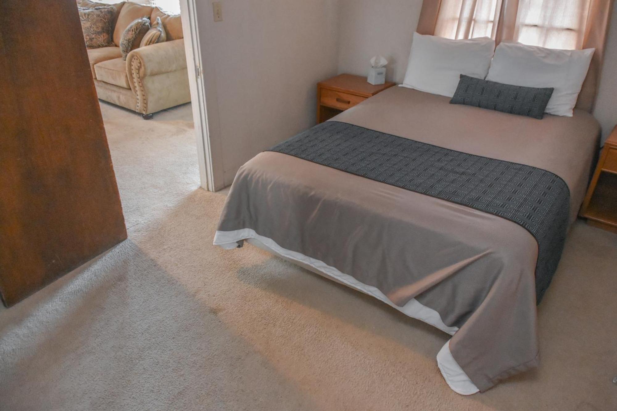 Panamint Springs Motel & Tents מראה חיצוני תמונה