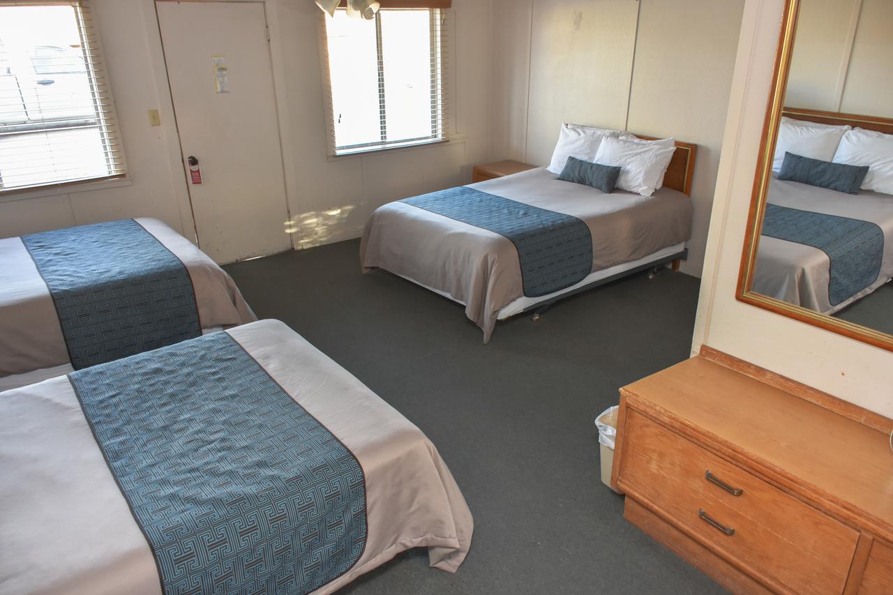 Panamint Springs Motel & Tents מראה חיצוני תמונה